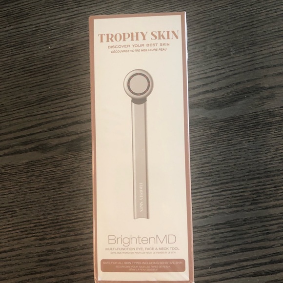 - Trophy Skin Brighten MD - Picture 1 of 12